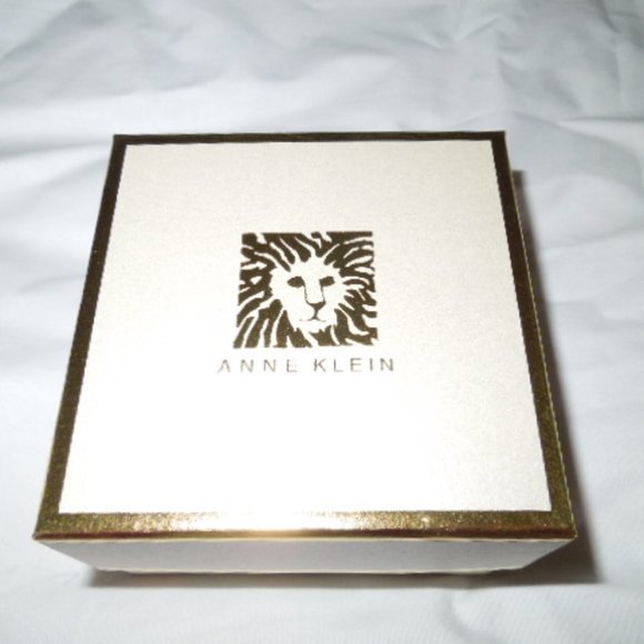 NWT Anne Klein Gold Tone Pink Crystal Set - Picture 4 of 7